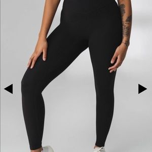 Balance athletica cloud legging midnight with silver logo